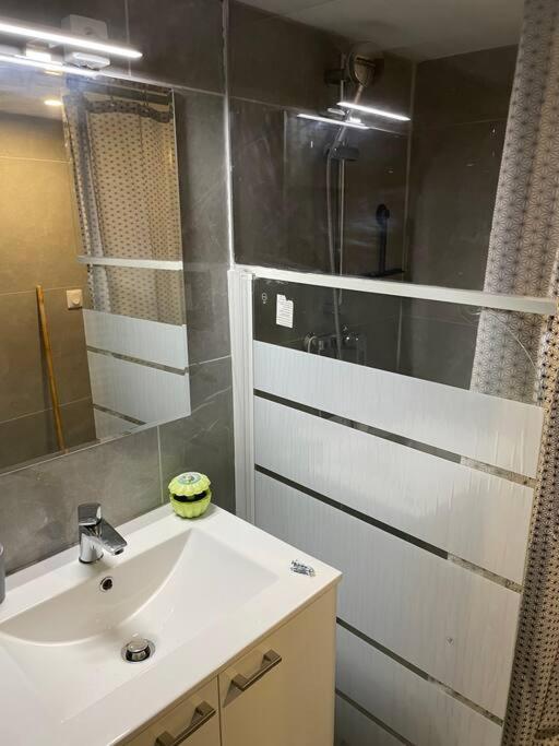 Appartement Confortable - Opera - Place De La Madeleine - Saint Martin - 4 Pers Párizs Kültér fotó